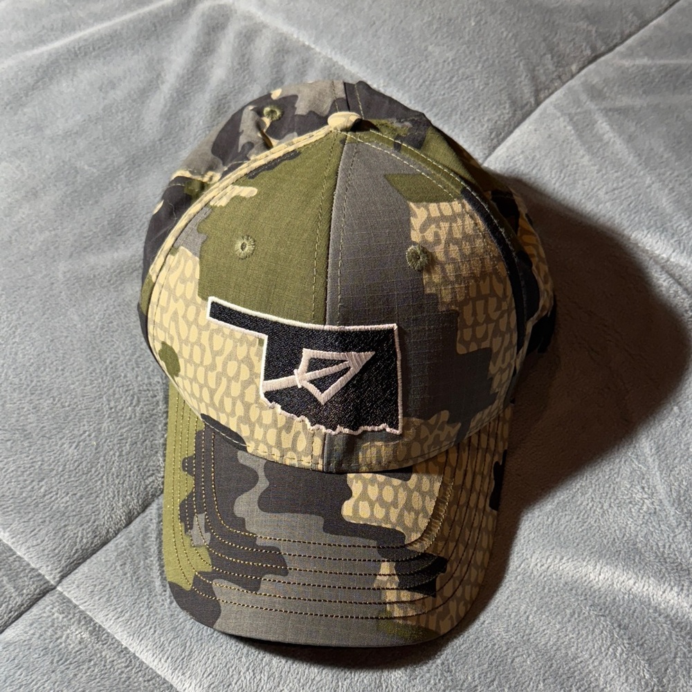 Kuiu Verde pattern hat